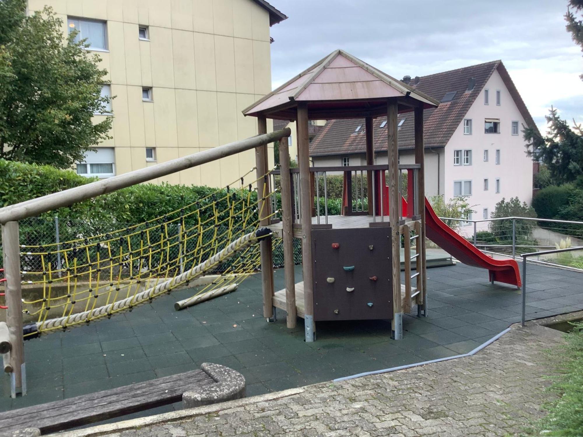 Chambre Spacieuse Et Confortable Avec Ecran Plat Oetwil an Der Limmat Exterior foto